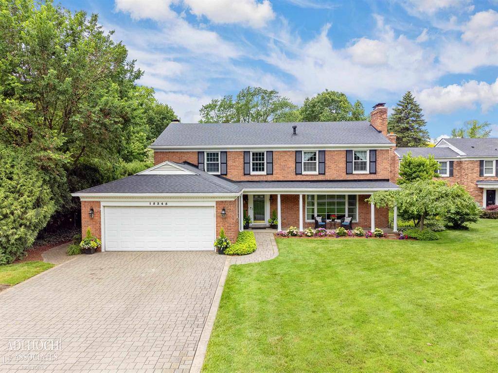 Grosse Pointe Park, MI 48230,15345 Windmill Pointe Drive