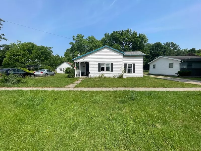 205 E Saint Marys Street, Decatur Twp, MI 48045