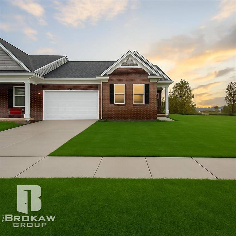 1421 Luxington Drive, Lapeer, MI 48446