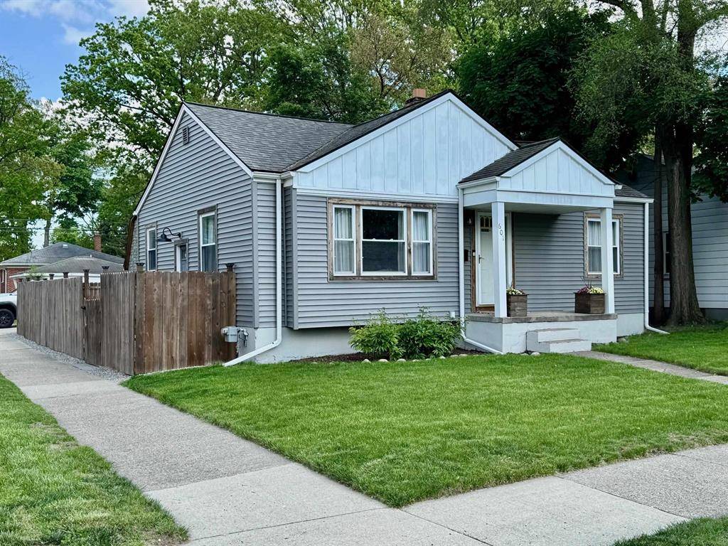 601 S Edgeworth Avenue, Royal Oak, MI 48067
