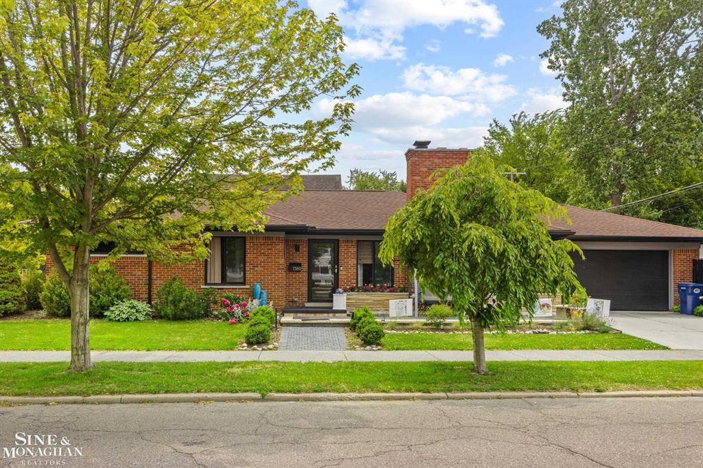 Grosse Pointe Park, MI 48230,1389 Bedford Road
