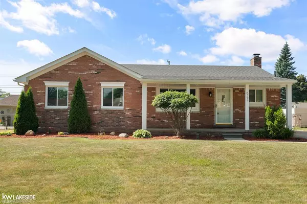 8799 Essen Drive, Sterling Heights, MI 48314