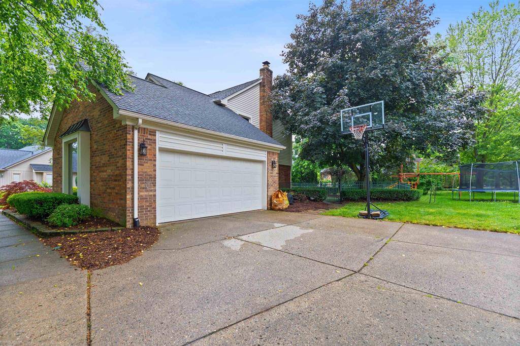 Shelby Twp, MI 48315,13824 Woodsett Court