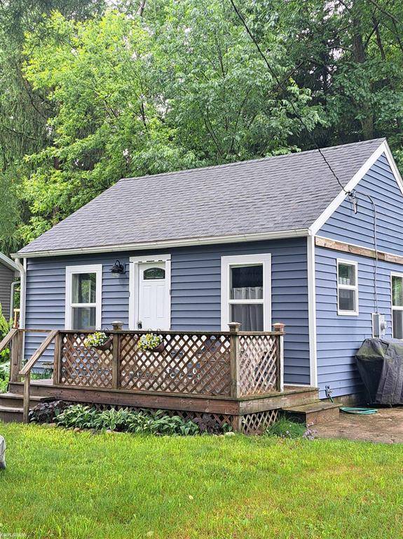 6533 Bunker Road, Burtchville Twp, MI 48059