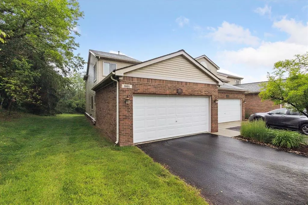 South Lyon, MI 48178,501 N Reese Street #1