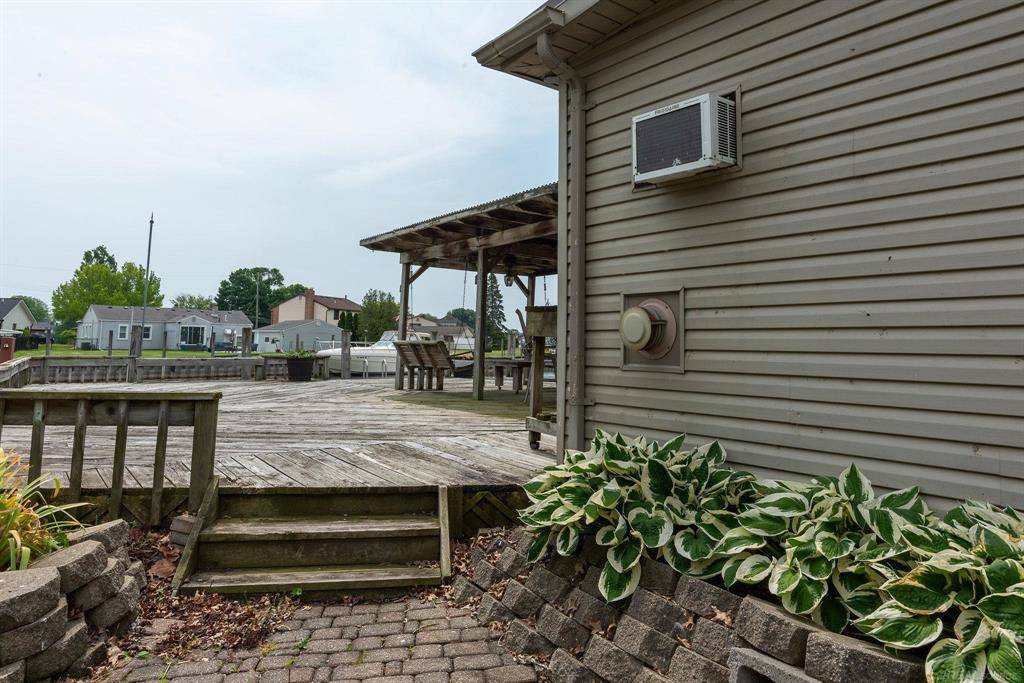 Harrison Twp, MI 48045,38114 Huron Pointe Drive