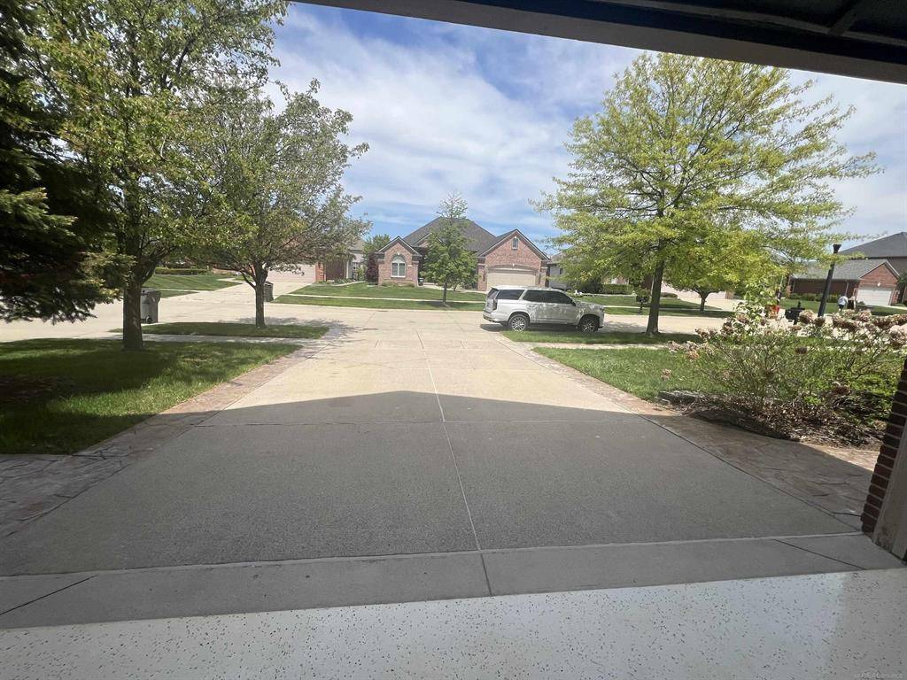 Clinton Twp, MI 48038,17542 Goldeneye Drive