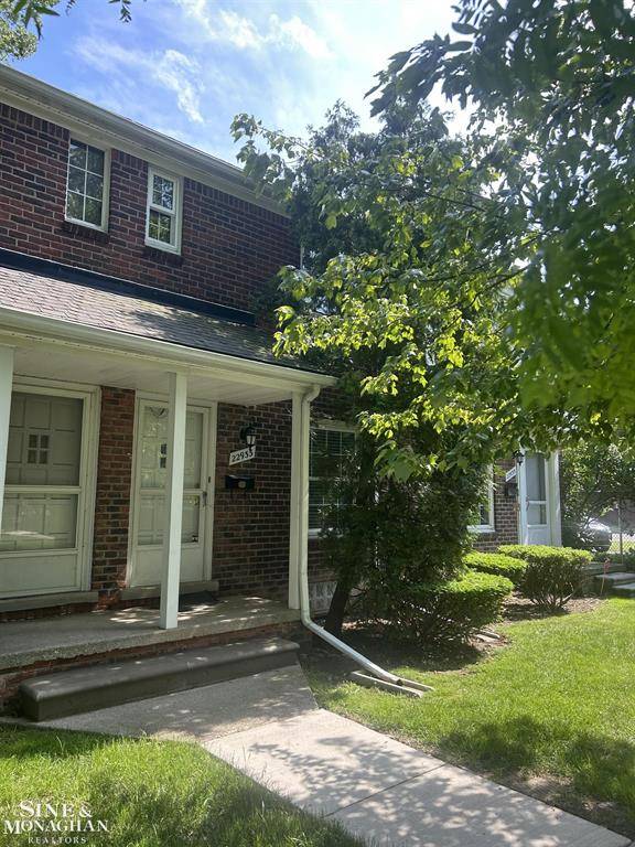 22933 Gary Lane, St. Clair Shores, MI 48080