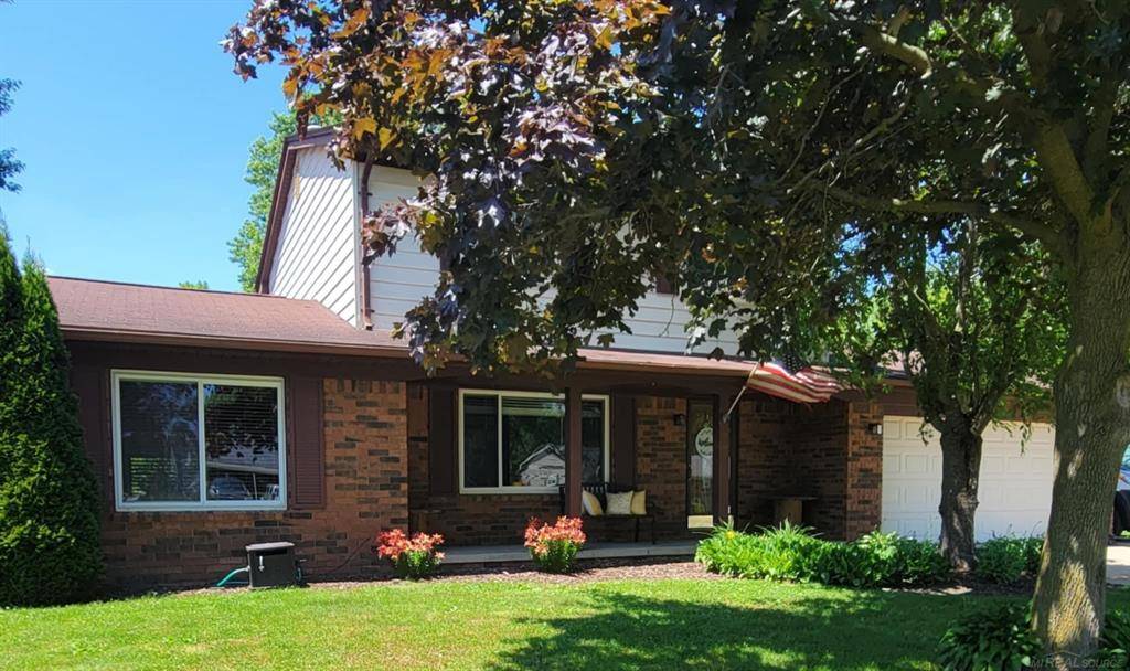 Armada Vlg, MI 48005,73699 Franklin Lane