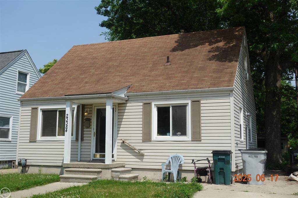 23384 Vassar Avenue, Hazel Park, MI 48030
