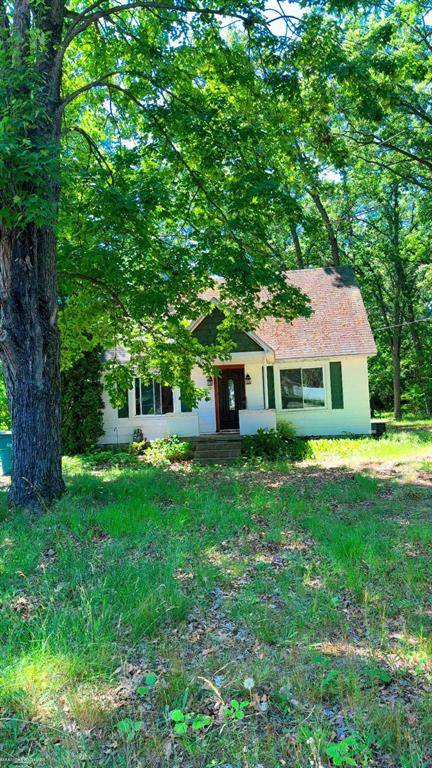 571 W River Road, Muskegon Twp, MI 49445