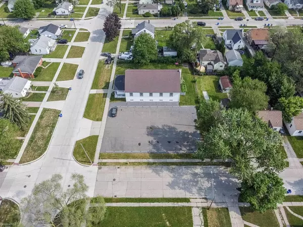 Warren, MI 48089,21038 Waltham Street