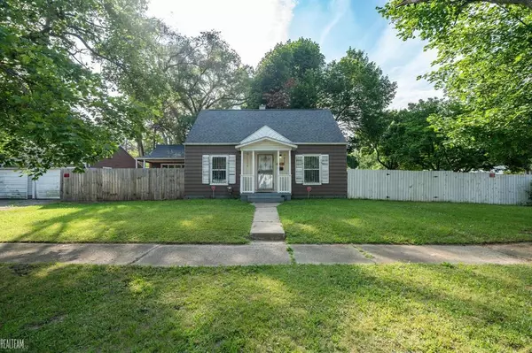 1502 Lavender Avenue, Flint, MI 48504
