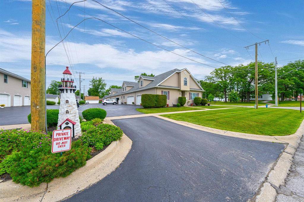 Port Huron, MI 48060,2815 Omar Street 9