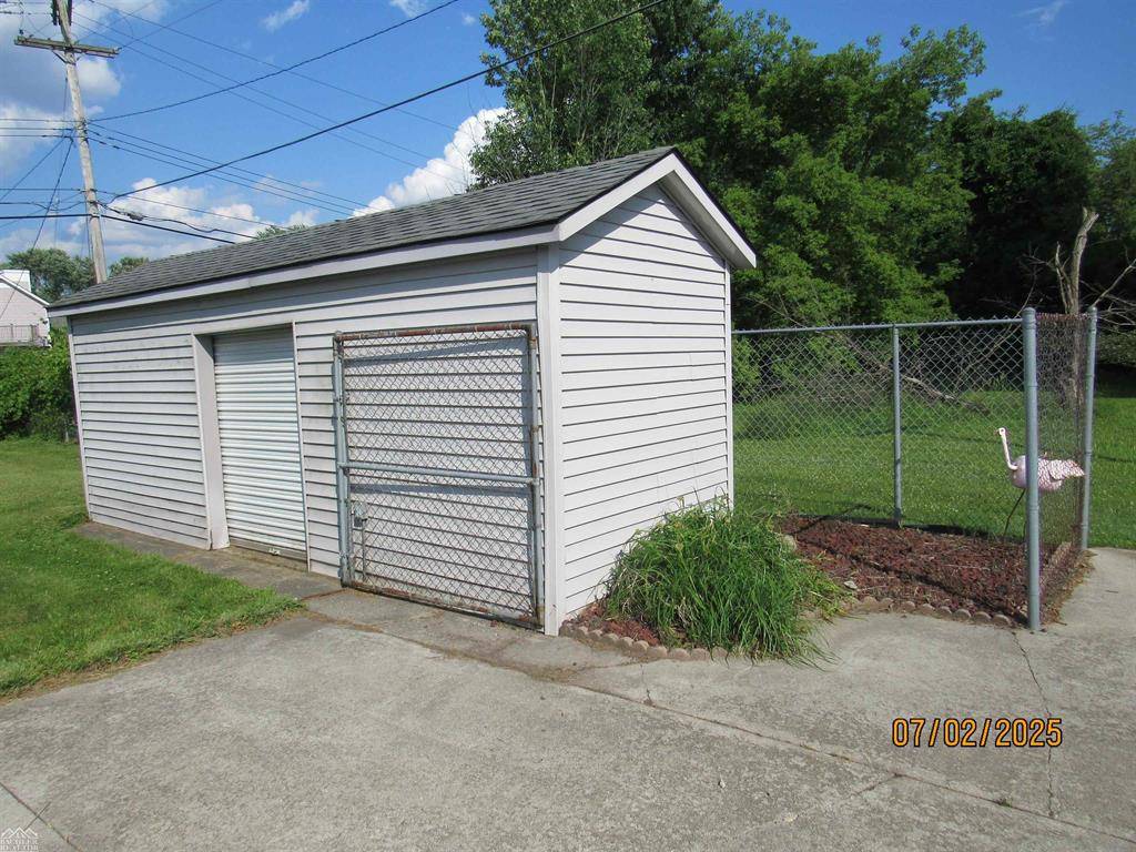Port Huron Twp, MI 48060,2566 Lewis Drive