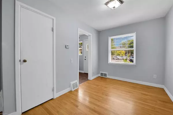 St. Clair Shores, MI 48080,22956 Gary Lane
