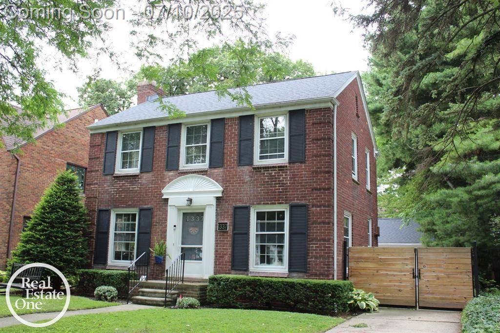 Grosse Pointe Park, MI 48230,1337 Bishop Rd Road