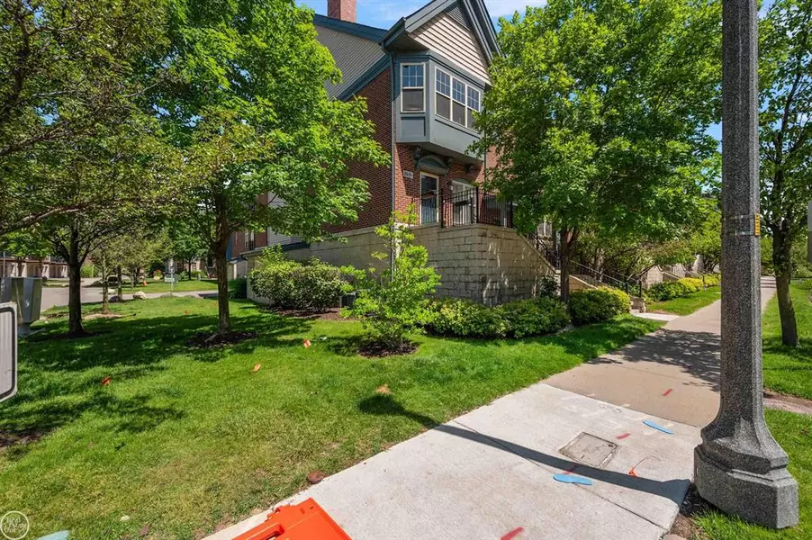 55 Winder Street, Detroit, MI 48201