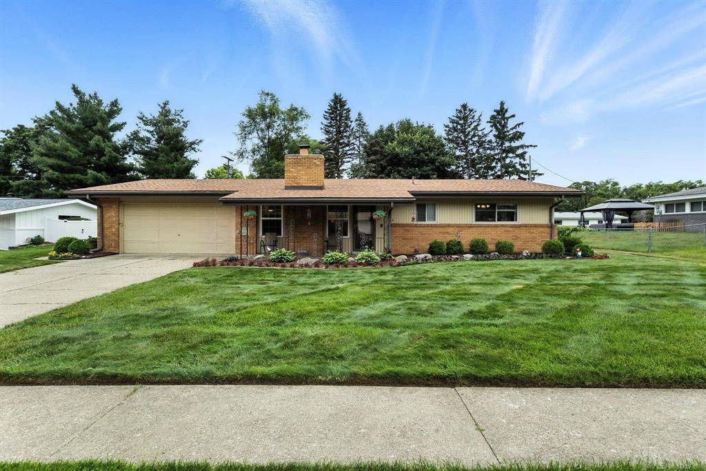 8526 Walnut Hill, Shelby Twp, MI 48317