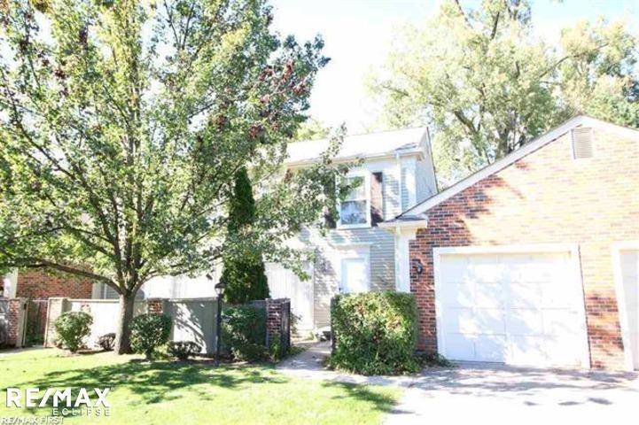 1377 Autumn Lane, Rochester Hills, MI 48306