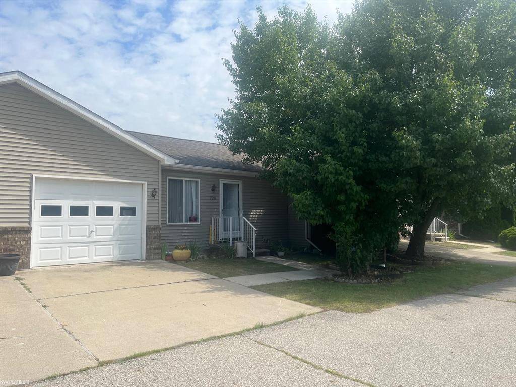 720 Channel Drive, Marine City, MI 48039
