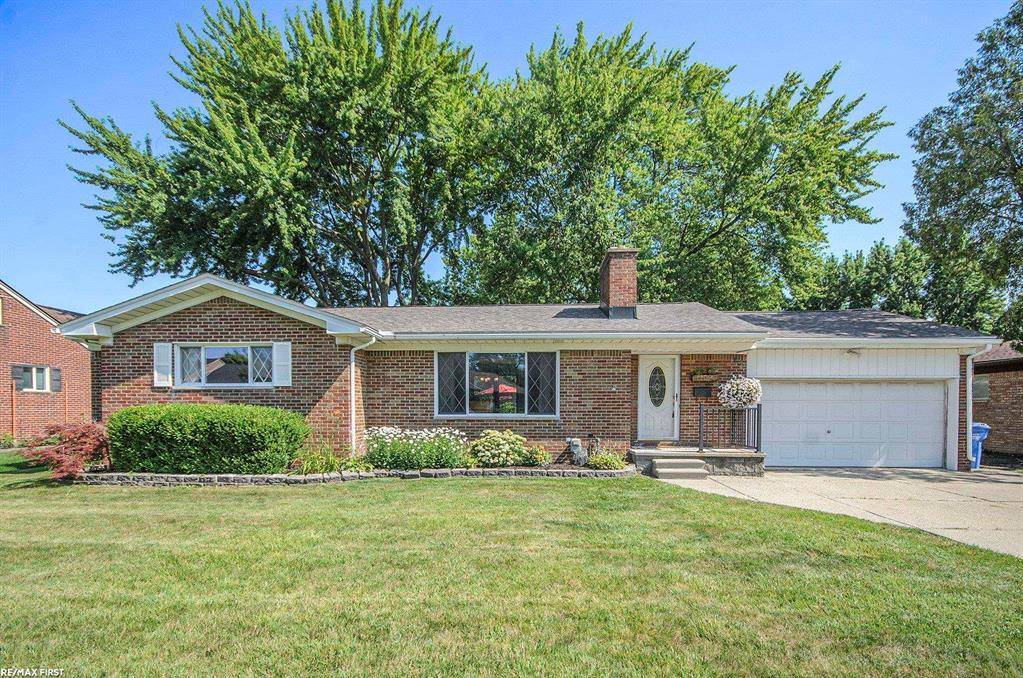 11127 Olive Street, Warren, MI 48093