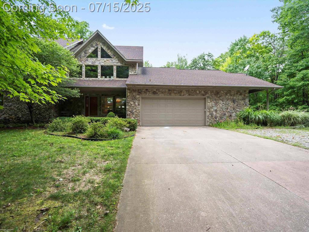 2111 Oak Terrace, Groveland Twp, MI 48462