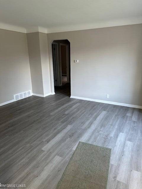 St. Clair Shores, MI 48080,21612 Woodbridge Street