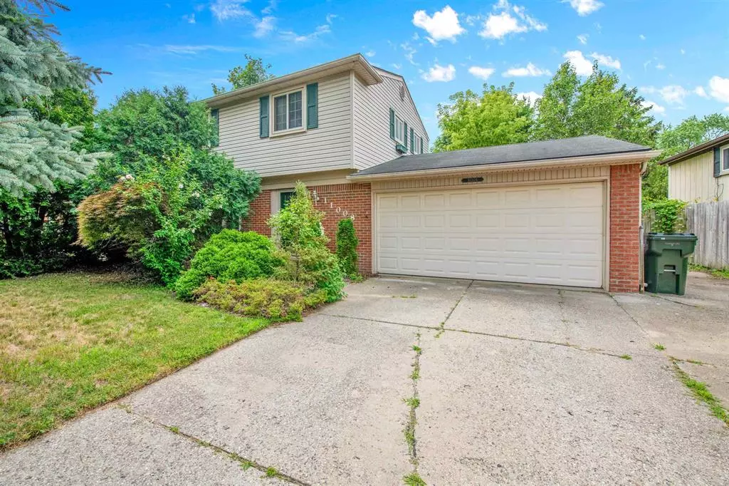 Sterling Heights, MI 48313,11008 17 Mile Road