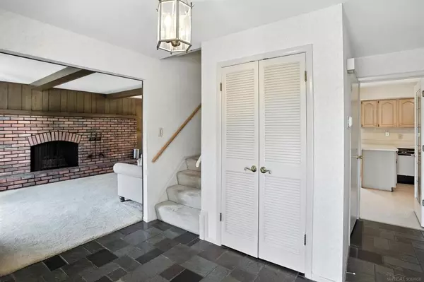 West Bloomfield Twp, MI 48322,5564 Hobnail Circle