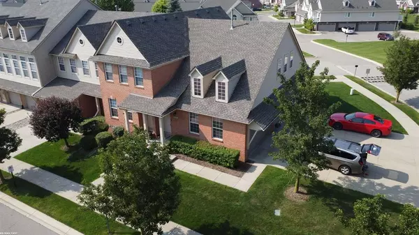 5022 Paladin Drive, Shelby Twp, MI 48316