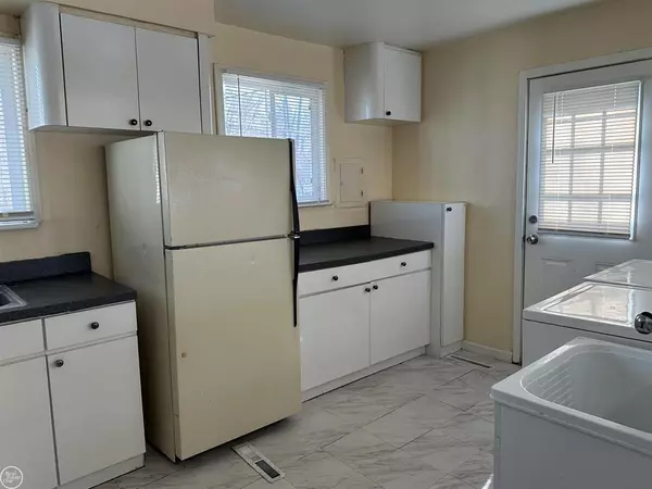 Oak Park, MI 48237,22000 Blackstone Avenue