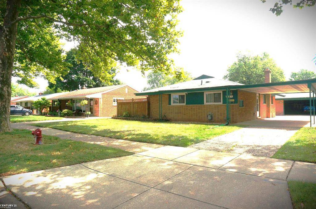 32138 Saint Annes Drive, Warren, MI 48092