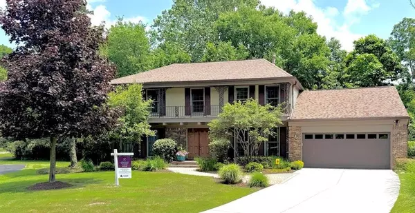 2901 Constitution Court, West Bloomfield Twp, MI 48322