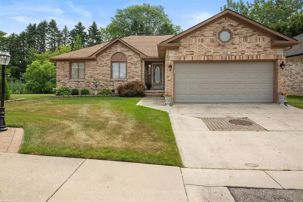Clinton Twp, MI 48035,15991 Easygoer Court
