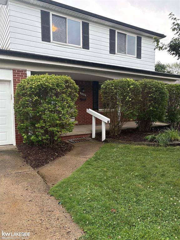 34646 Amsterdam Drive, Sterling Heights, MI 48312