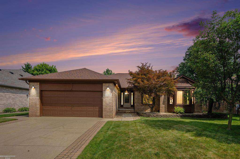 17519 Rocco Drive, Macomb Twp, MI 48044