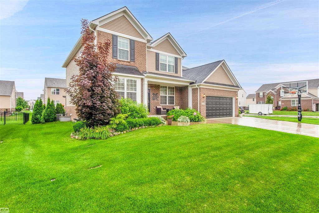 Macomb Twp, MI 48044,16308 Adelaide Drive