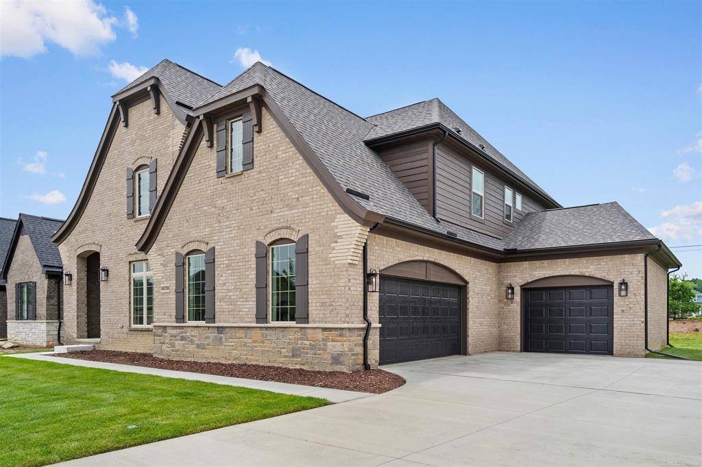 Shelby Twp, MI 48315,55735 Bay Oaks Court 5