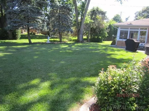 Warren, MI 48093,11270 Masonic Boulevard