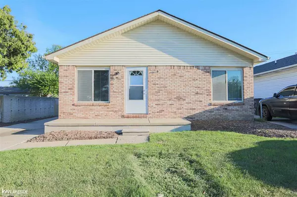 20440 Nicke Street, Clinton Twp, MI 48035