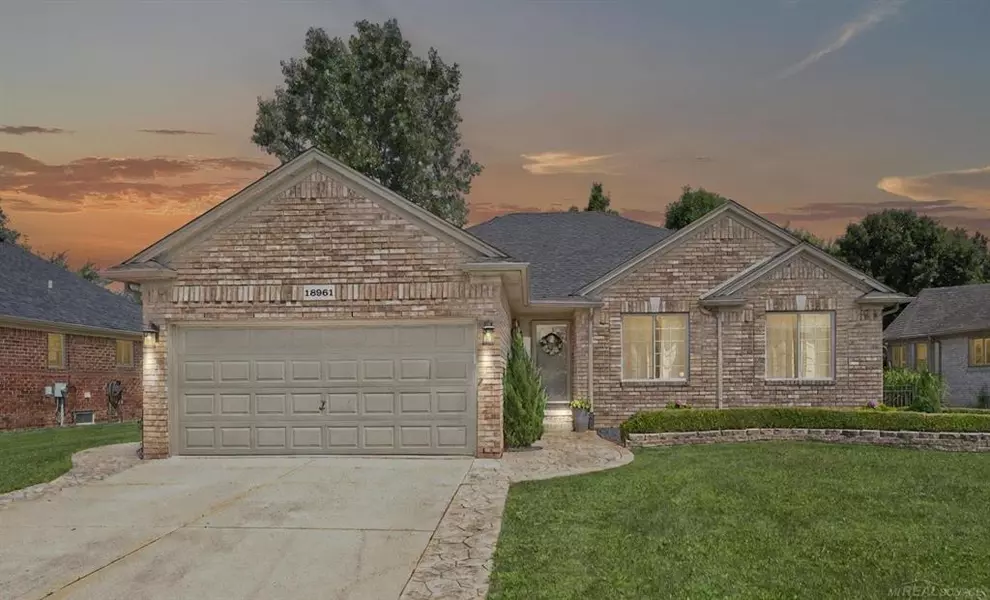 18961 Boysenberry Drive, Macomb Twp, MI 48042