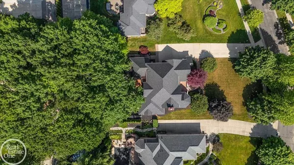 Shelby Twp, MI 48315,12277 Forest Glen Lane