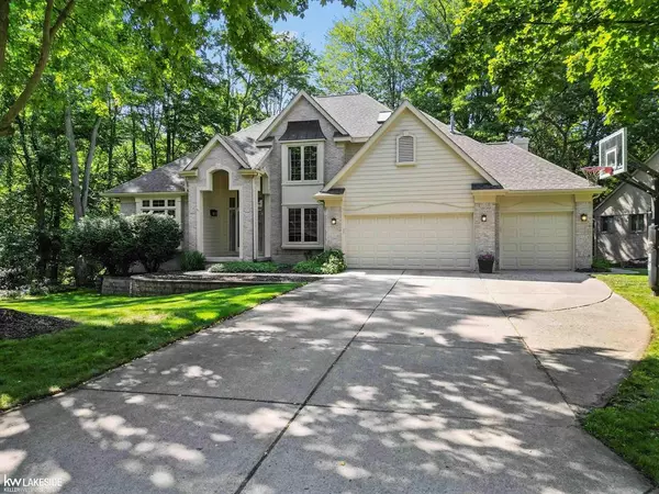 2606 Alden Court, West Bloomfield Twp, MI 48324