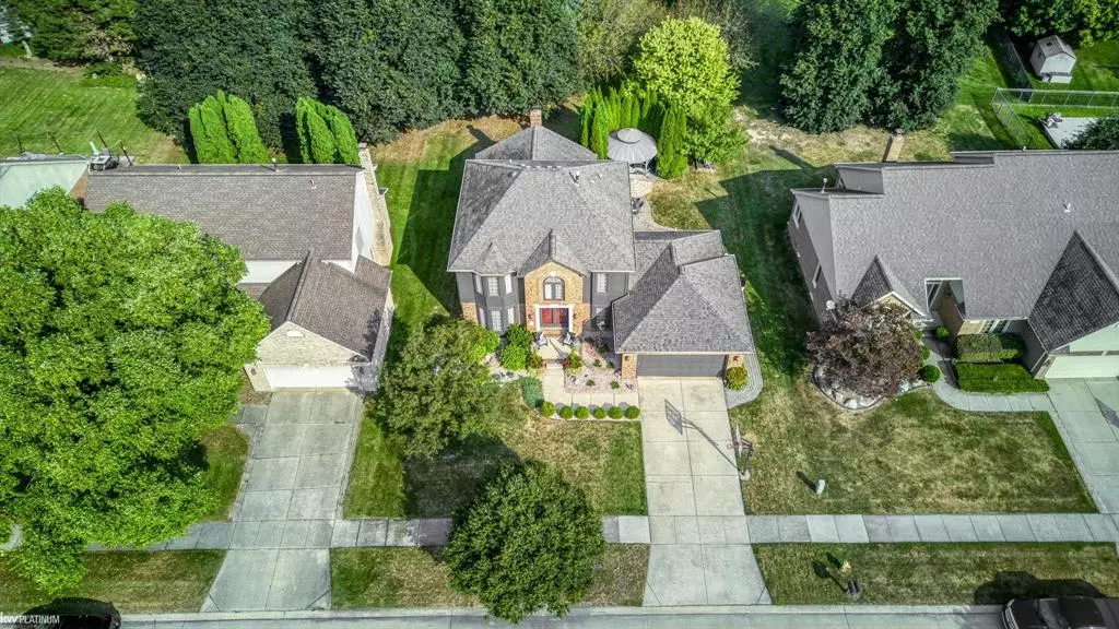 20495 Windham Drive, Macomb Twp, MI 48044