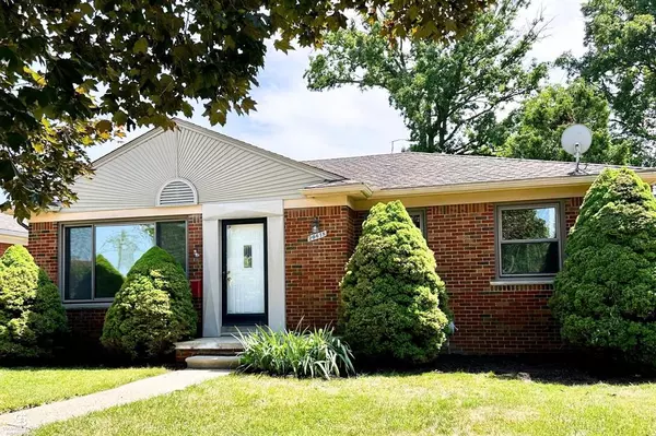 20618 Sunnyside Street, St. Clair Shores, MI 48080