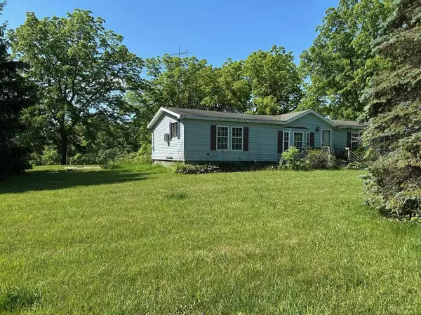4550 Snover Road, Bridgehampton Twp, MI 48427
