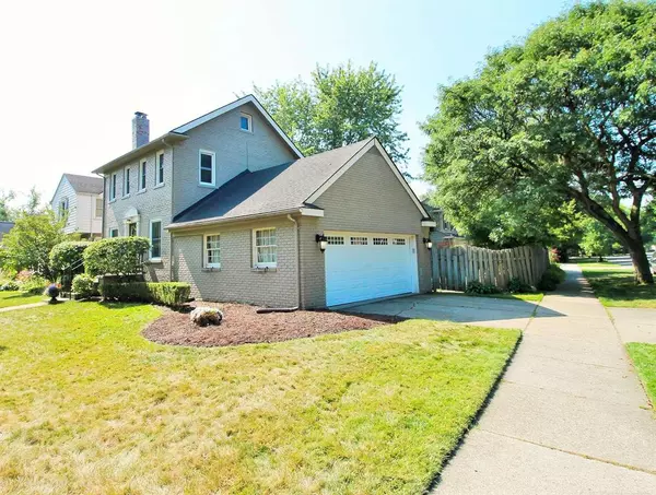 Grosse Pointe Farms, MI 48236,395 Mt. Vernon Road