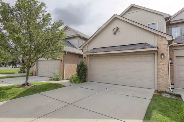 Shelby Twp, MI 48316,4928 Royal Cove Drive