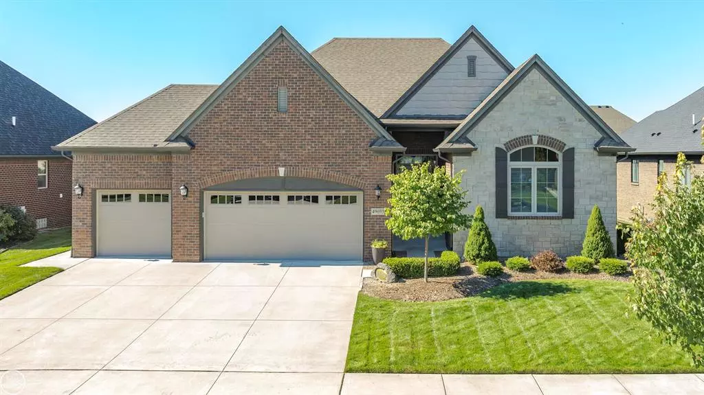 49693 Bingham Lane, Macomb Twp, MI 48044